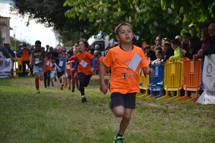 Ragazzi in gara al Cross Country 25 Aprile organizzato da ASPA BASTIA